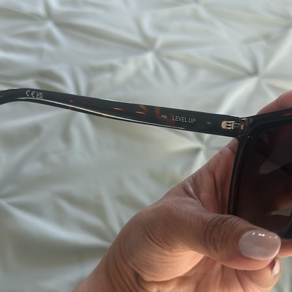 Quay Australia Tortoise Shell Sunglasses - Picture 7 of 8
